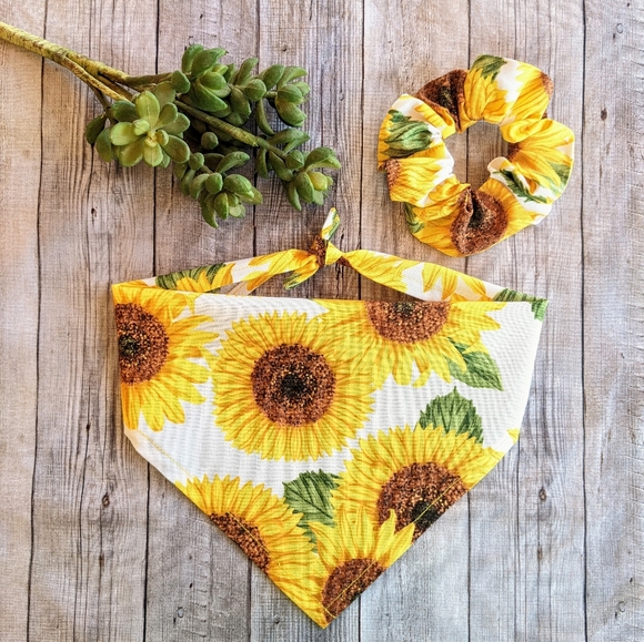 SUNFLOWER 🌻 Dog Bandana with Hair Scrunchie! - Picture 7 of 11